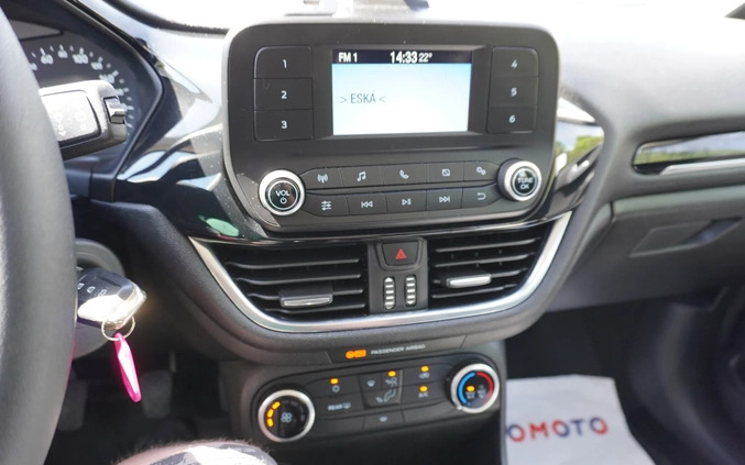 Ford Fiesta cena 38500 przebieg: 102000, rok produkcji 2019 z Katowice małe 301